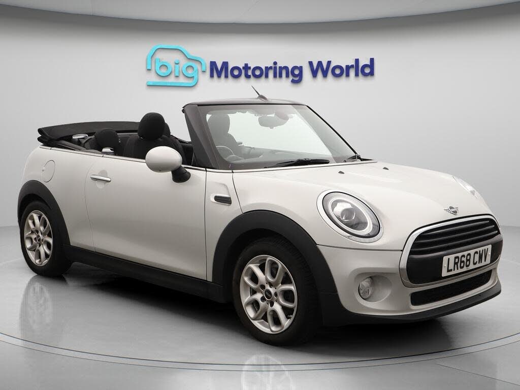 2018 MINI Mini 1.5 Cooper Series II (s/s) Convertible 2d Auto