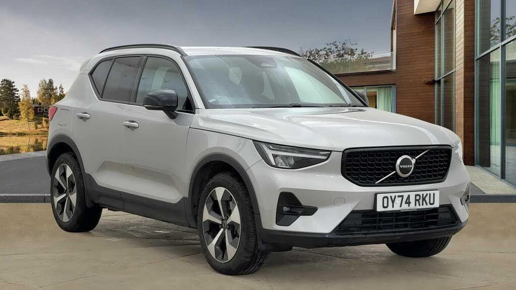 2024 Volvo XC40 2.0 B4 Plus