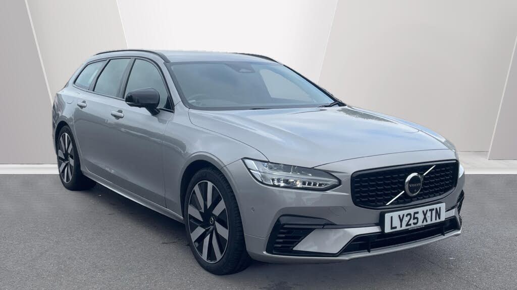 2025 Volvo V90 2.0 T6 Plus (345bhp) (Dark