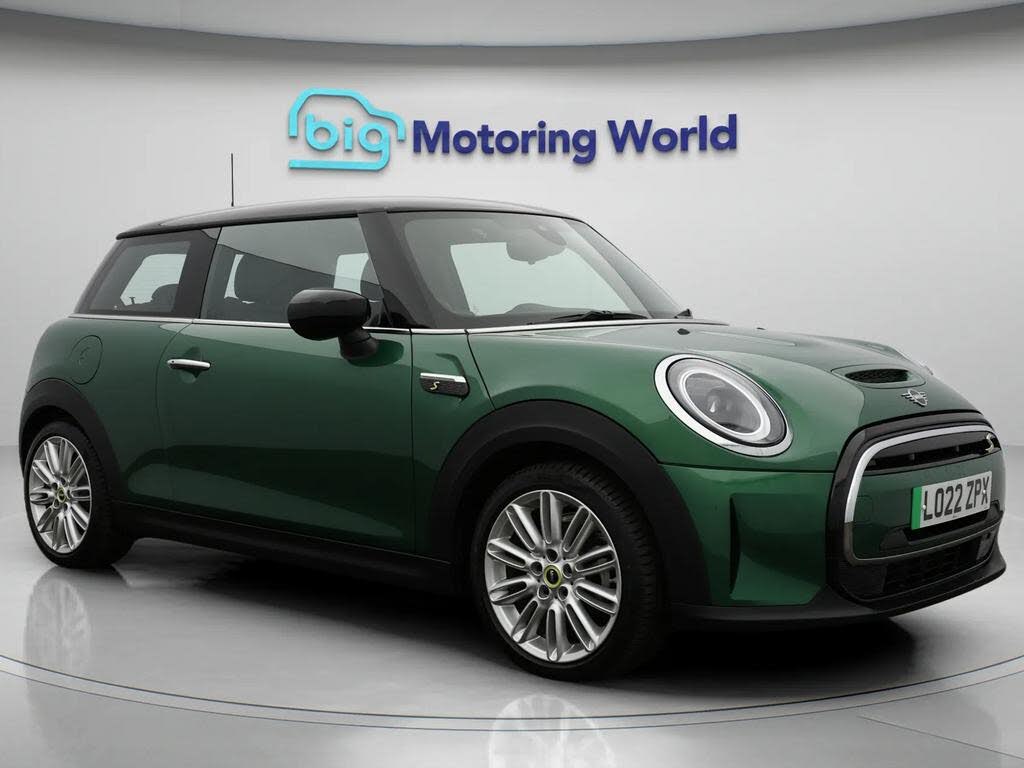 2022 MINI Mini E Cooper S 2)