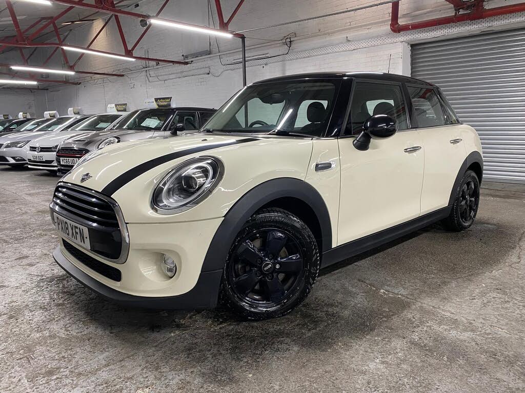 2018 MINI Mini 1.5 Cooper Series II (s/s) Hatchback 5d