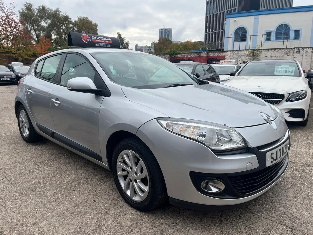 2013 Renault Megane 1.6 16v Expression + Hatchback 5d