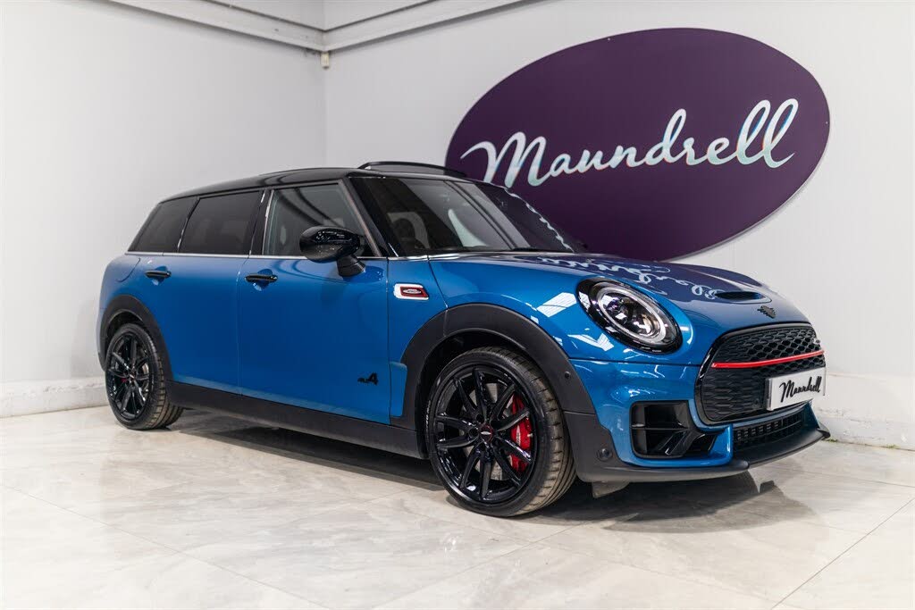 2023 MINI Mini Clubman 2.0 John Cooper Works (Premium Plus)