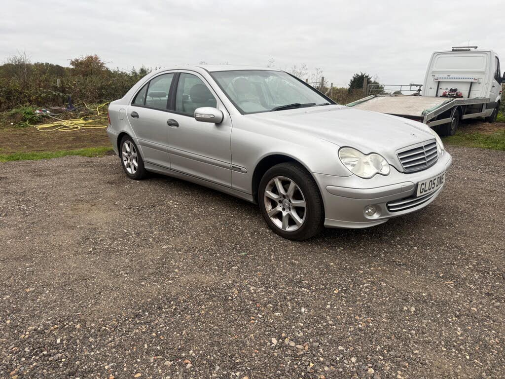 2005 Mercedes-Benz C-Class 1.8 C180 Kompressor Classic SE Saloon 4d auto