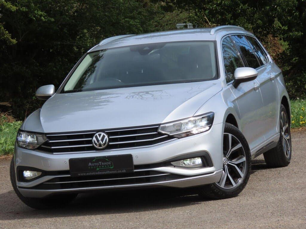 2019 Volkswagen Passat 1.6TDI SEL Estate 5d