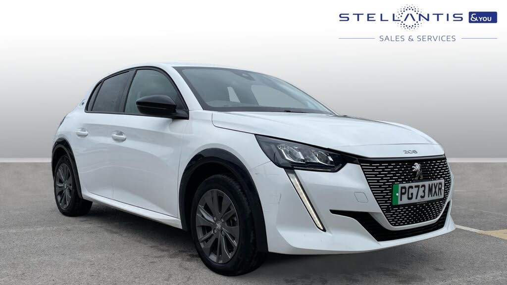 2024 Peugeot 208 E Allure Premium+ (136bhp)