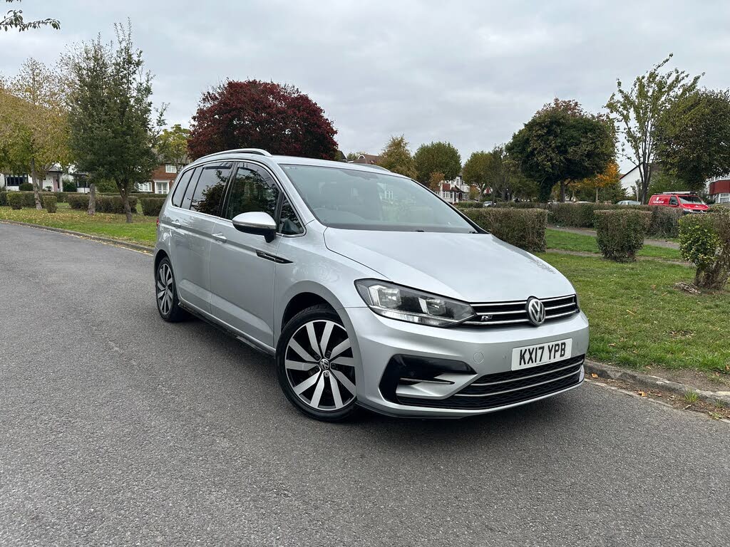 2017 Volkswagen Touran 2.0TDI R-Line (150ps)