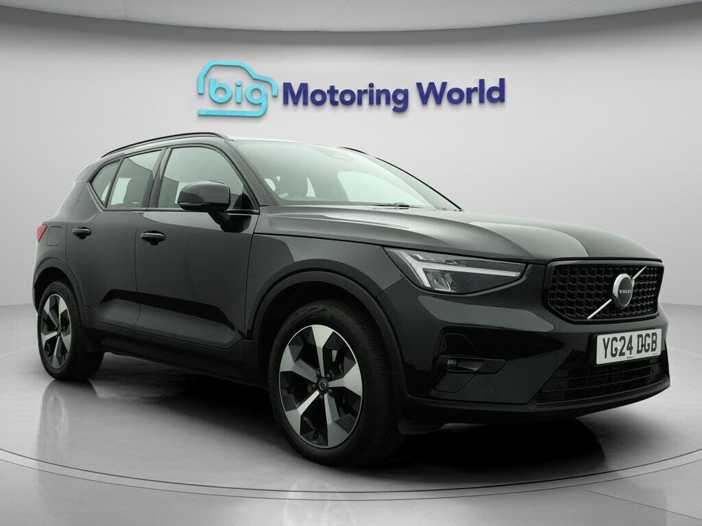 2024 Volvo XC40 2.0 B3 Plus