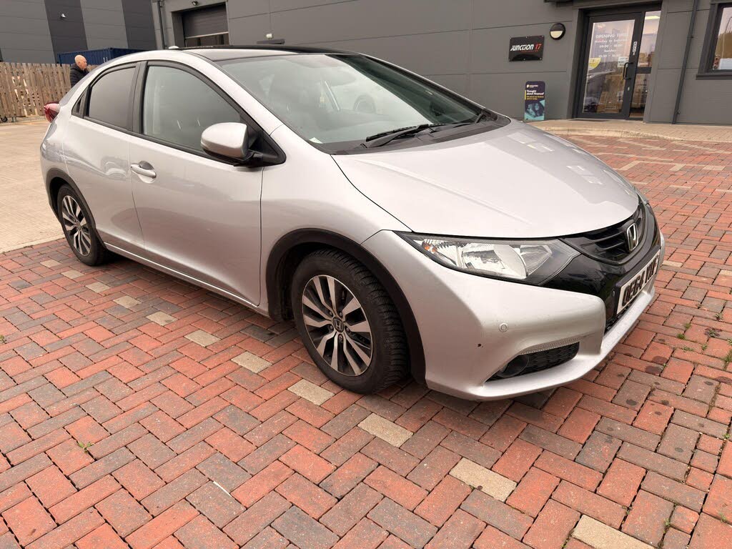 2015 Honda Civic 1.8 S (1 CD) Hatchback Auto