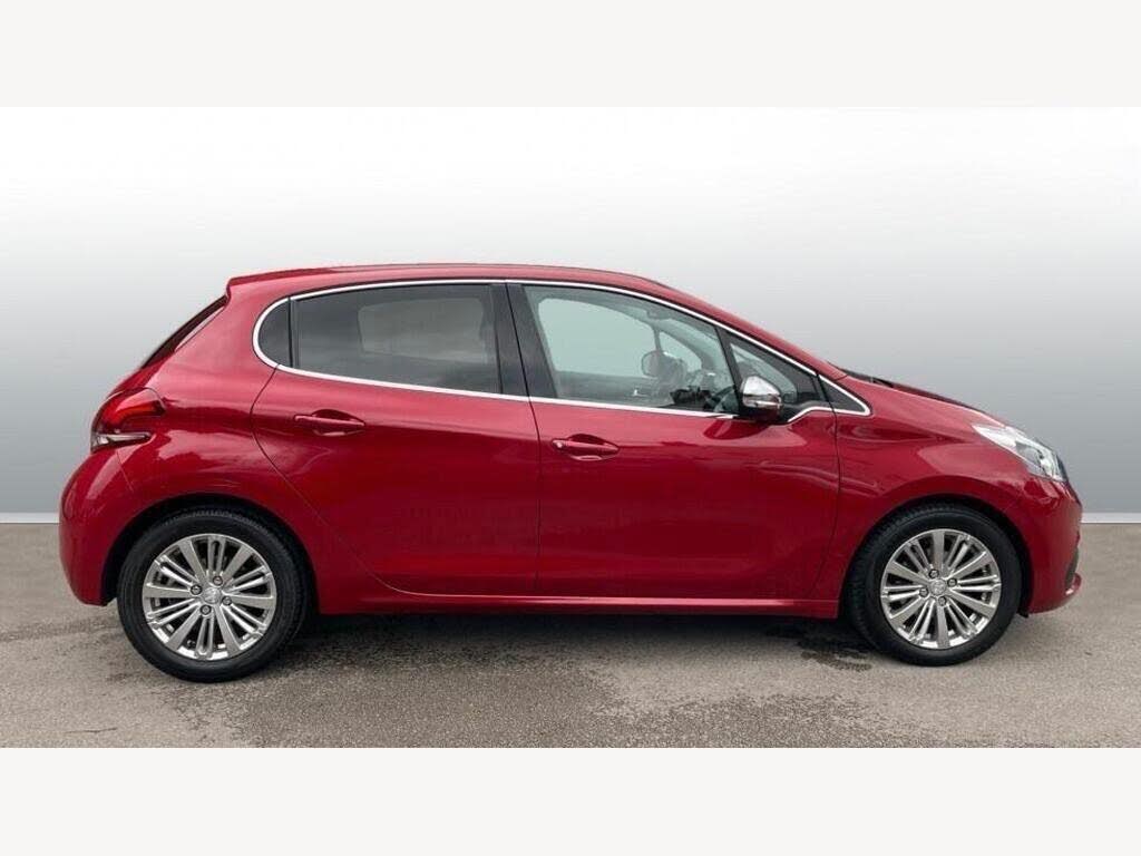 2017 Peugeot 208 1.2 PureTech Allure (110bhp) (s/s) 5d EAT6