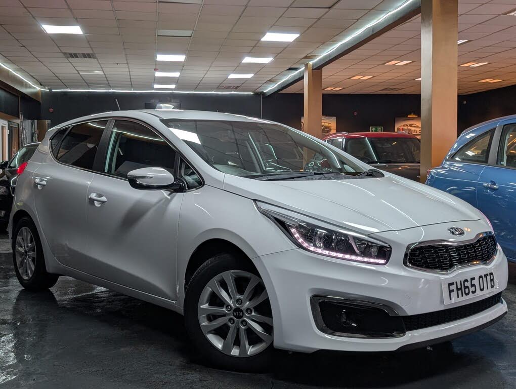 2015 Kia ceed 1.6CRDi 2 (134bhp) ISG Hatchback DCT