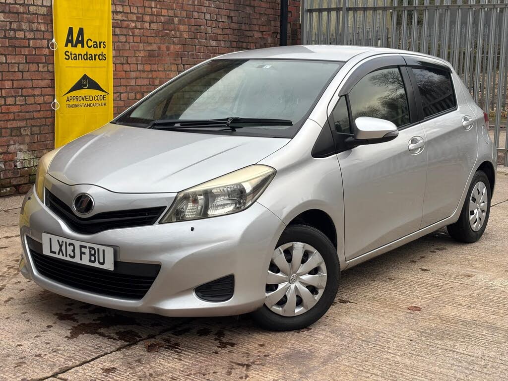 2013 Toyota Vitz