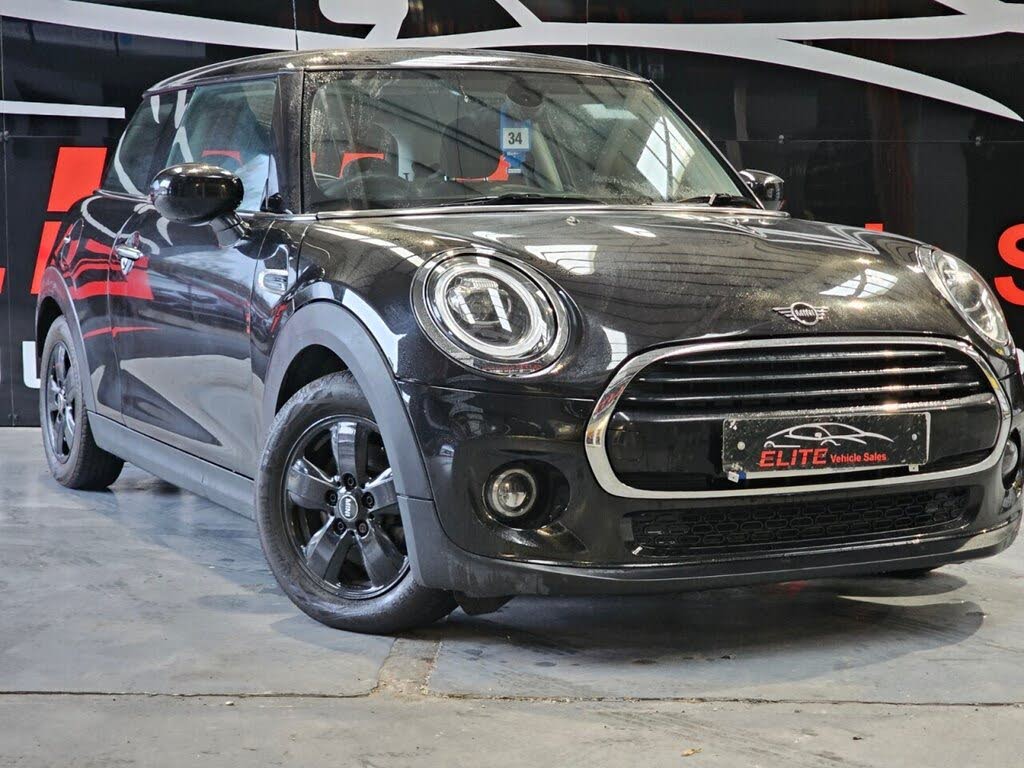 2019 MINI Mini 1.5 Cooper Classic Hatchback 3d