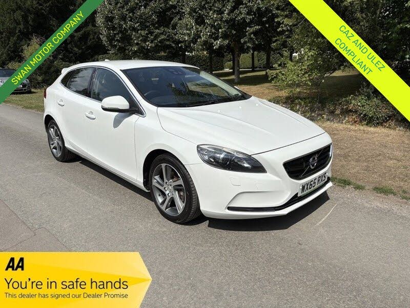 2015 Volvo V40 1.5 SE Lux