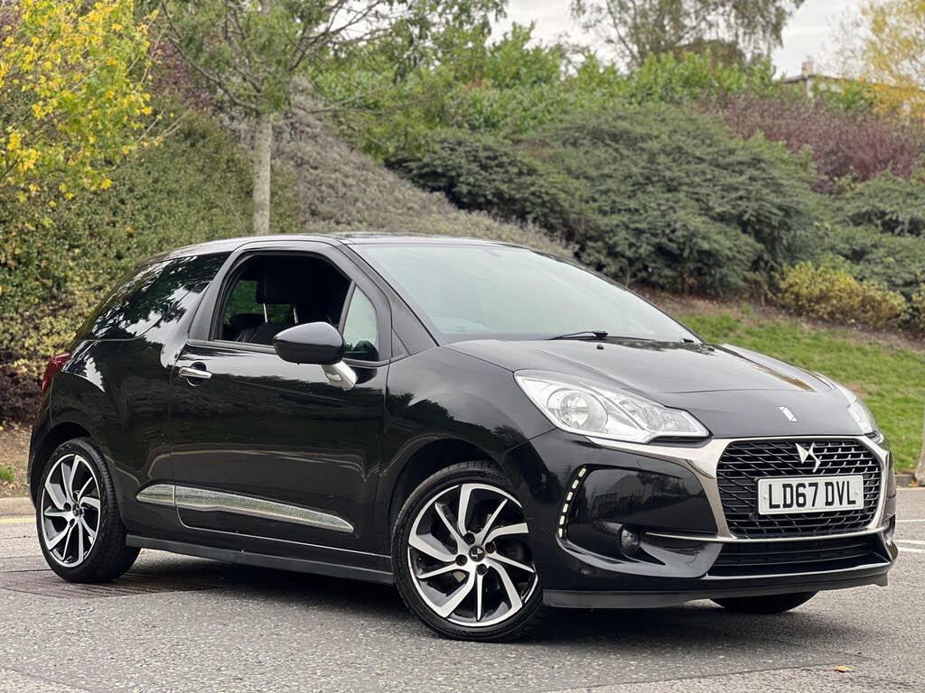 2017 DS DS 3 1.2 PureTech Connected Chic (82ps)