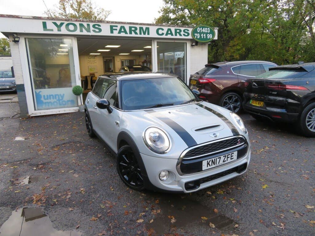 2017 MINI Mini 2.0 Cooper S (s/s) Hatchback 3d Sport Auto