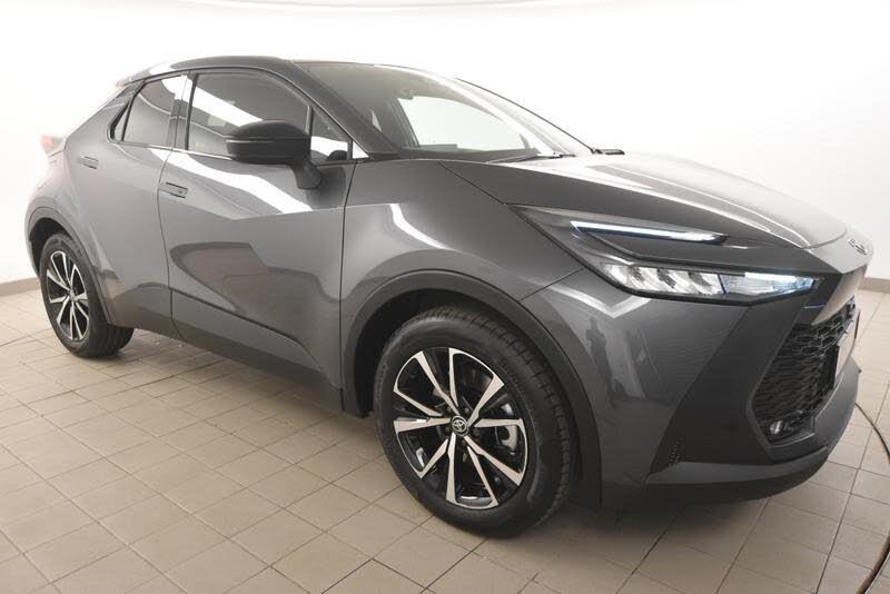 2025 Toyota C-HR 2.0 VVT-i Design (Pan Roof)