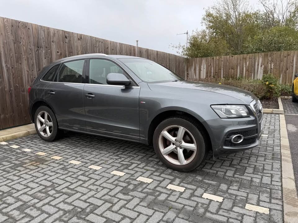 2011 Audi Q5 2.0TD S Line (170ps)