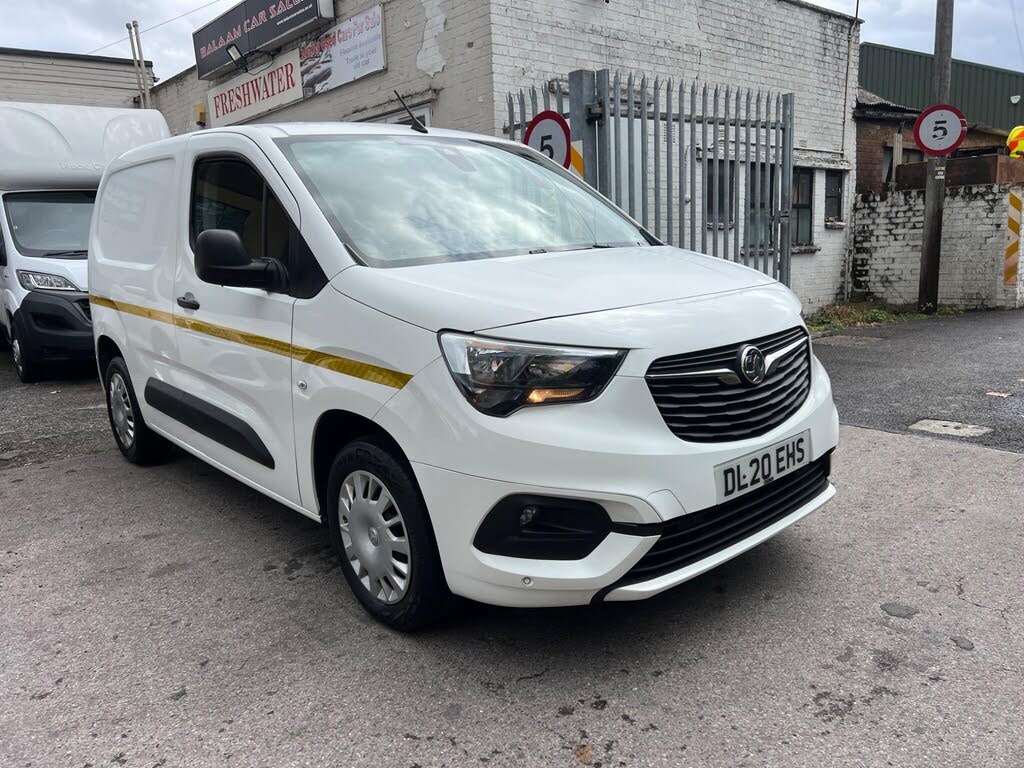 2020 Vauxhall Combo 1.5CDTi Sportive 2000 (100PS)(EU6dT)