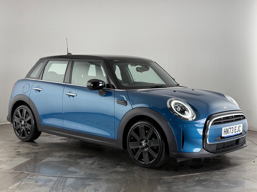 2023 MINI Mini 1.5 Cooper Exclusive (Premium Auto) Hatchback 5d Auto