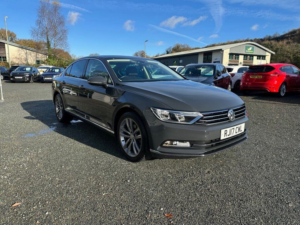 2017 Volkswagen Passat 1.6TDI GT (s/s) Saloon 4d