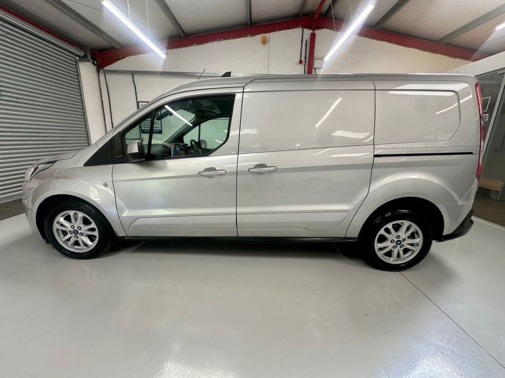 2022 Ford Transit Connect 1.5 EcoBlue L2 250 Limited (120PS)(EU6dT)