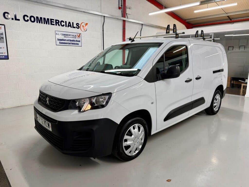 2023 Peugeot Partner 1.5 BlueHDi 950 Professional Premium (100PS)(Eu6d) S&S +