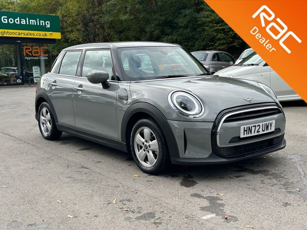 2022 MINI Mini 1.5 Cooper Classic (Premium) Hatchback 5d Auto