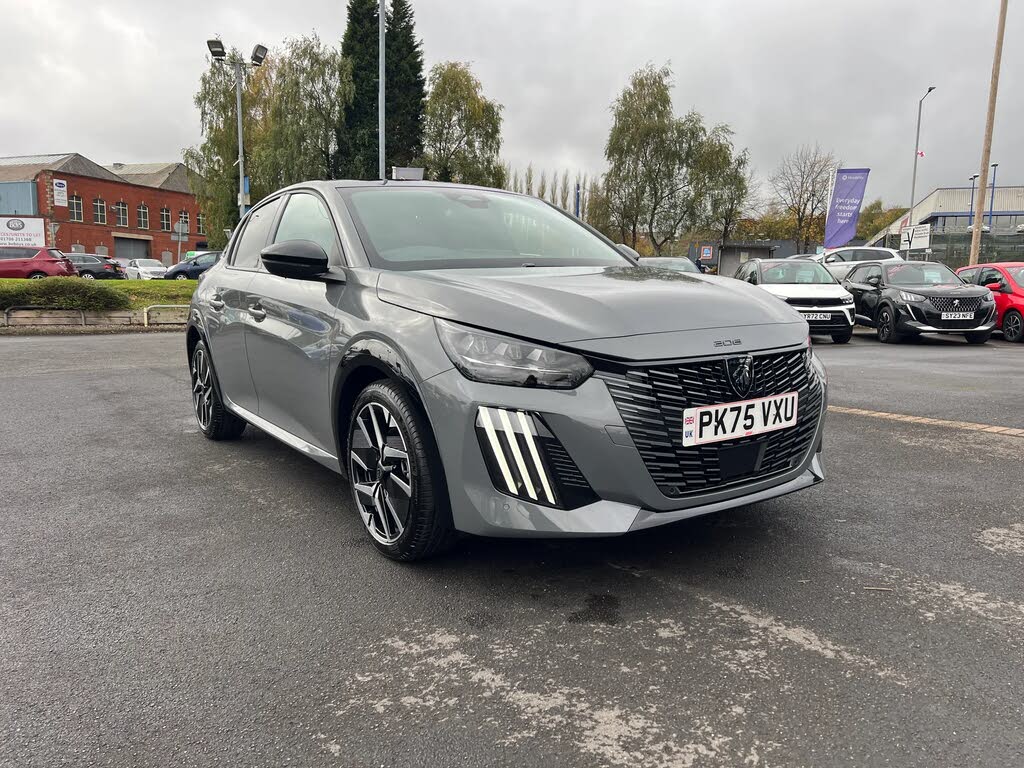 2025 Peugeot 208 1.2 PureTech GT (110ps) Mild-HYBRID e-DSC6