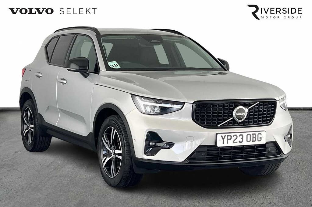 2023 Volvo XC40 2.0 B3 Plus