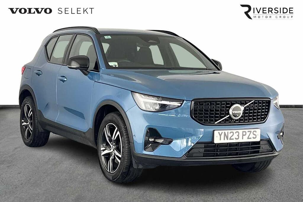 2023 Volvo XC40 2.0 B3 Plus