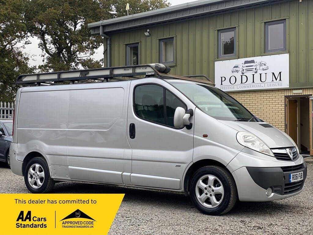 2011 Vauxhall Vivaro 2.0TD Sportive 2900 LWB IV) Panel