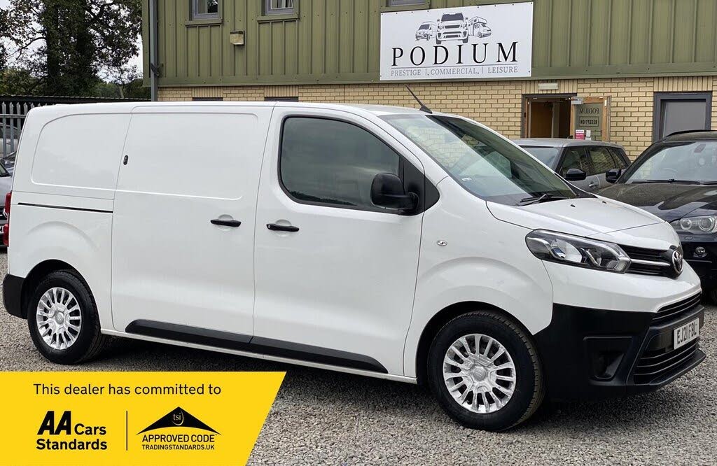2021 Toyota PROACE 1.5D Icon Medium (120hp)(Eu6dT-E)