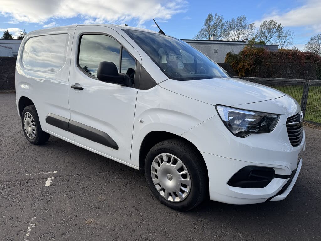 2022 Vauxhall Combo 1.5CDTi Sportive 2300 (100PS)(Eu6dT) L1H1