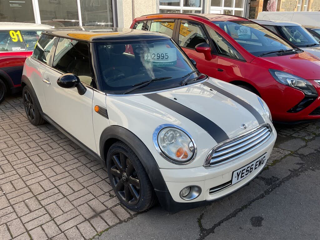2006 MINI Mini 1.6 Cooper (120bhp) Hatchback 3d