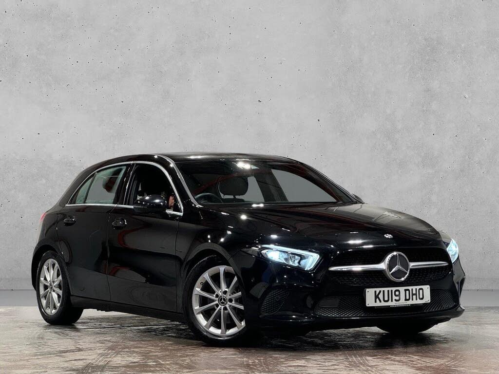 2019 Mercedes-Benz A-Class 1.3 A200 Sport (Executive) Hatchback 5d 7G-DCT