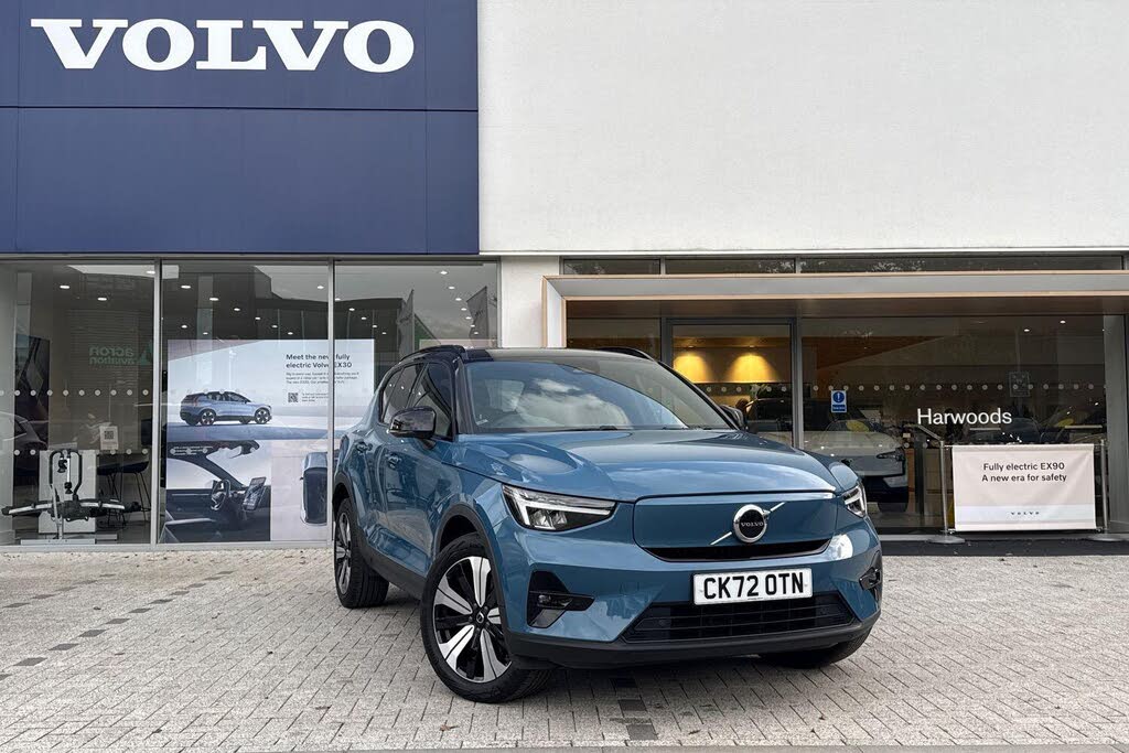 2022 Volvo XC40 E Recharge Plus (228bhp)