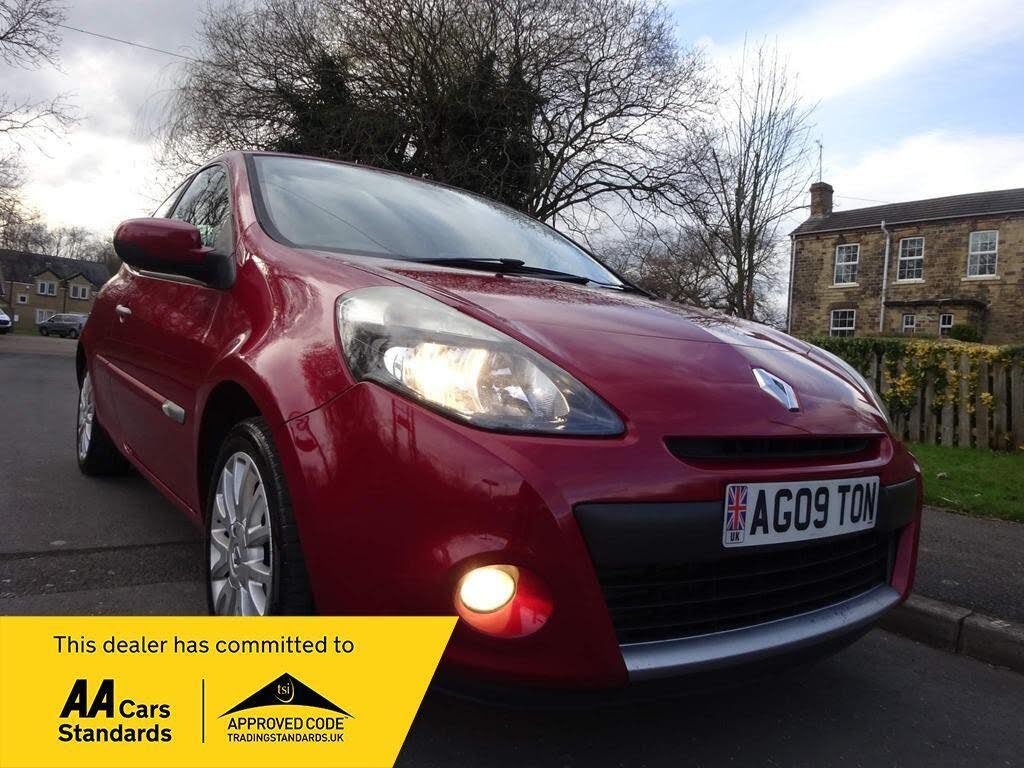 2010 Renault Clio 1.5TD Dynamique Tom Tom 1.5dCi (86bhp) Hatchback 3d