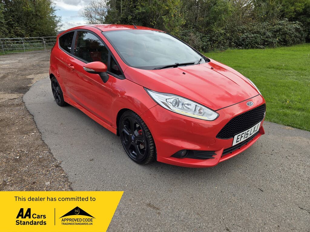 2015 Ford Fiesta 1.6 ST 2
