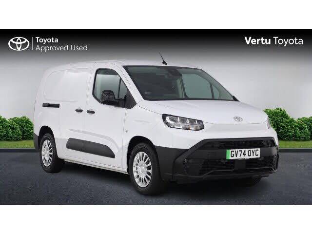 2024 Toyota ProAce City E Icon L2