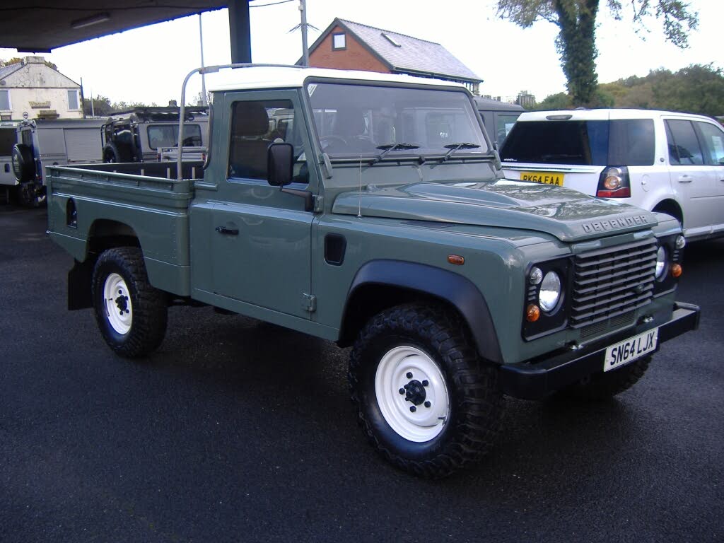 2014 Land Rover 110 Defender 2.2TD Pick-Up High Cap
