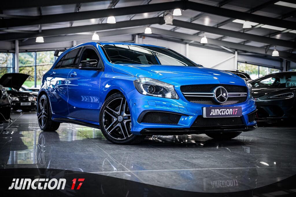 2015 Mercedes-Benz A-Class 2.0 A45 AMG (360ps) 7G-DCT