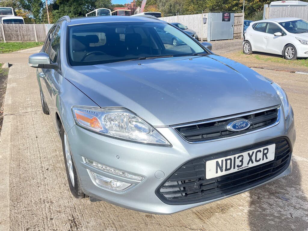 2013 Ford Mondeo 2.0TDCi Graphite Hatchback