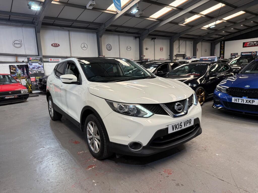 2015 Nissan Qashqai 1.6dCi Acenta Premium