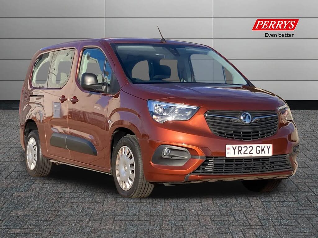 2022 Vauxhall Combo Life 1.2i Edition XL