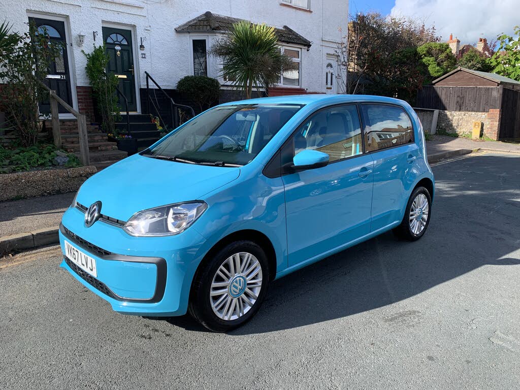 2017 Volkswagen up! 1.0 Move Up 5d