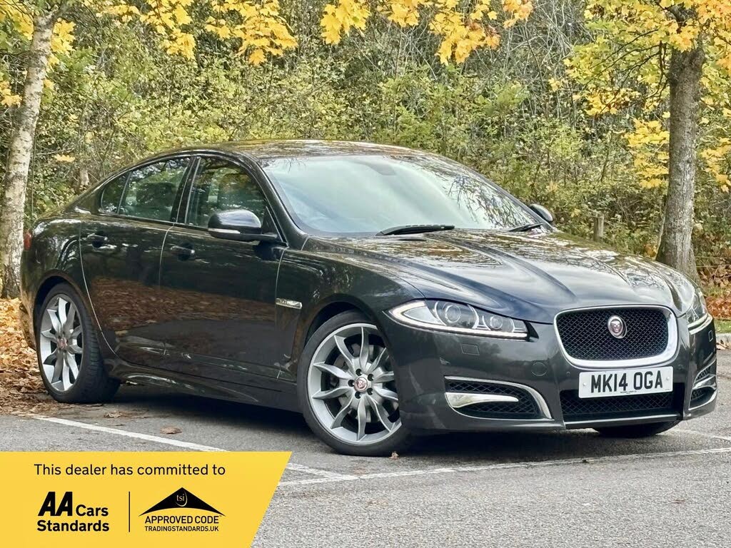 2014 Jaguar XF 3.0TD S Premium Luxury Saloon 4d