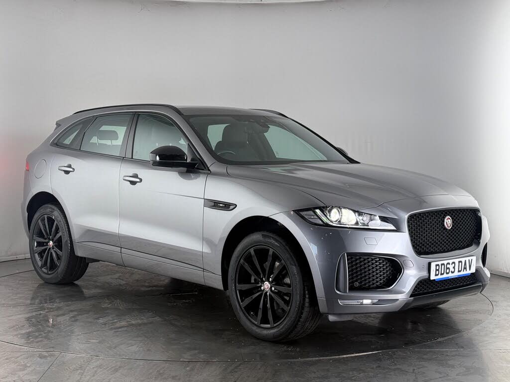 2019 Jaguar F-PACE 2.0 i4D Chequered Flag (180ps)