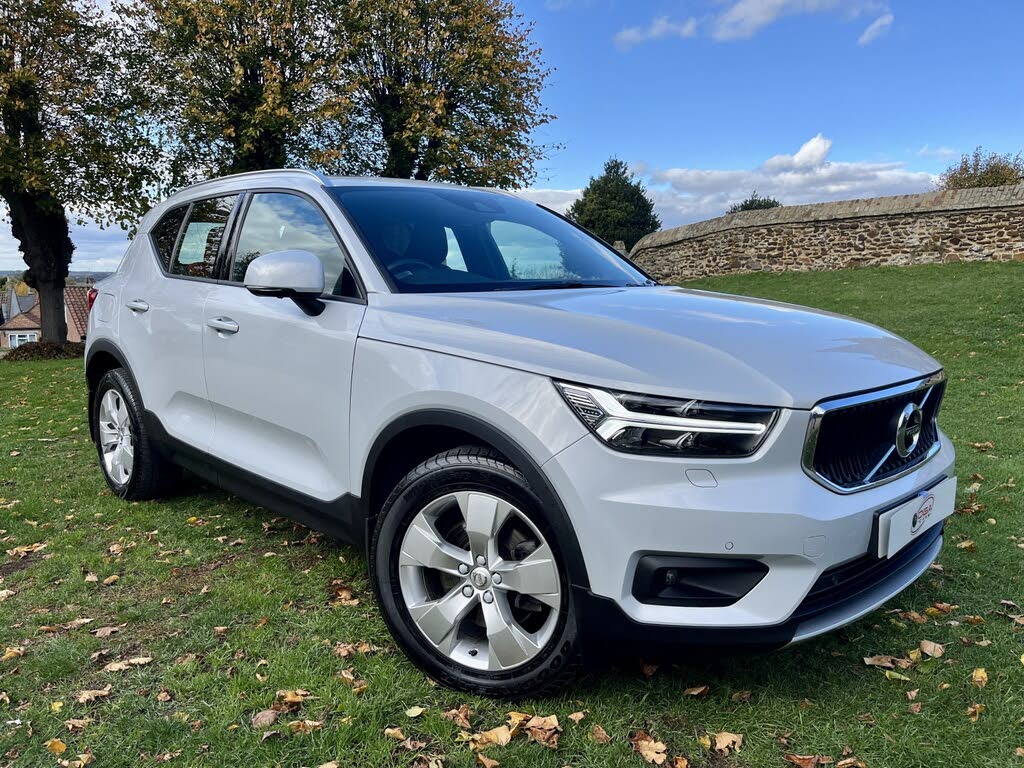 2019 Volvo XC40 2.0TD D3 Momentum Pro AWD Geartronic