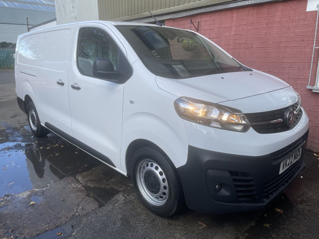 2022 Vauxhall Vivaro 1.5TD 2900 L2H1 Dynamic